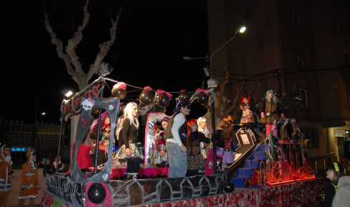 Carrosses de Carnaval. Foto: Jordi López Guevara (Tot Olesa Imatges)